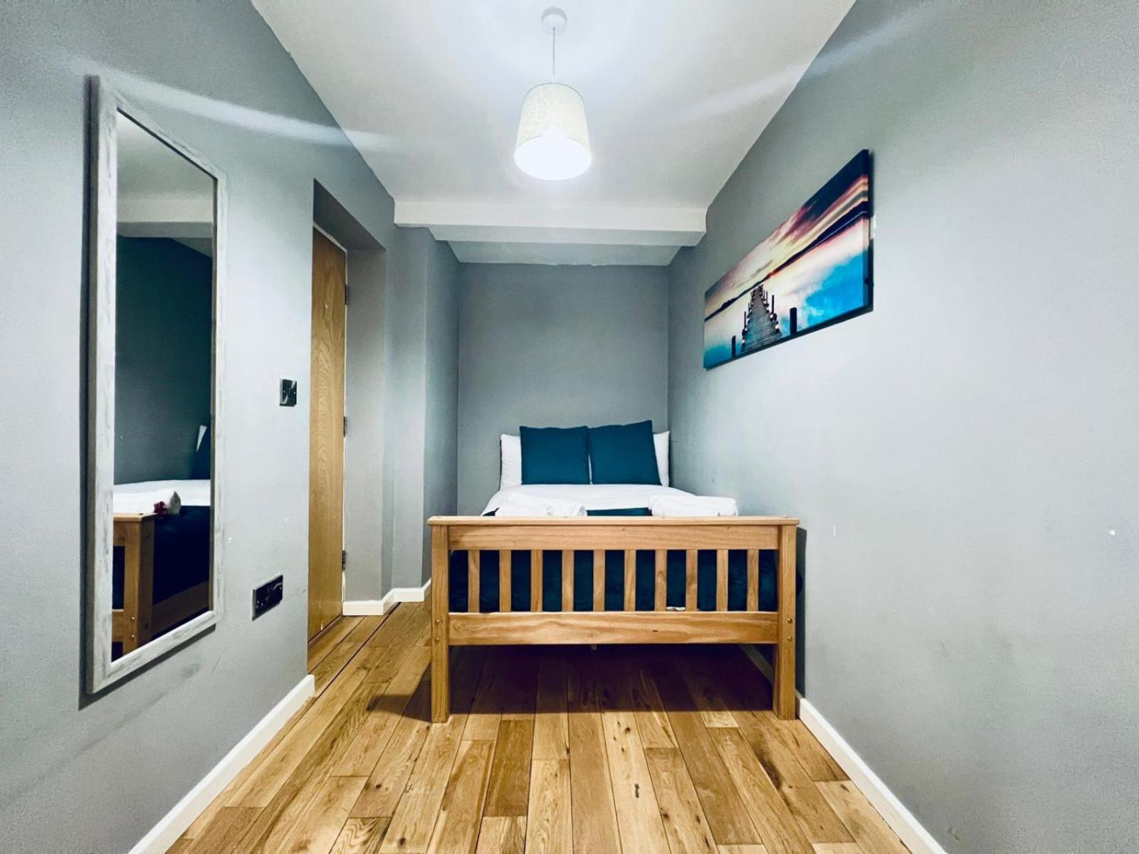 Apartment Lovely 4 Bed