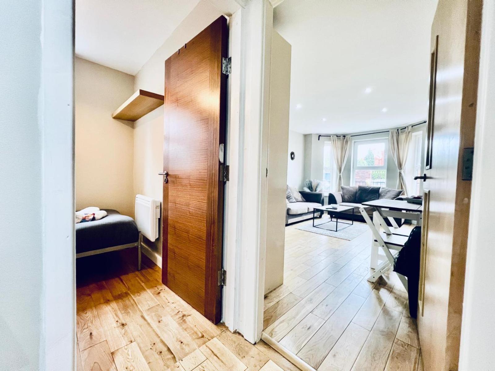 Lovely 4 Bed Apartment